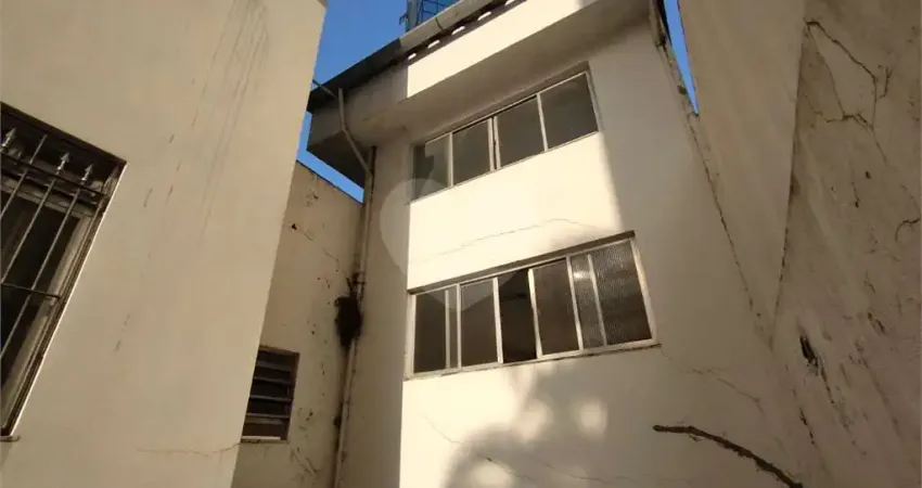 Casa com 7 quartos à venda na Rua Pires da Mota, 581, Aclimação, São Paulo