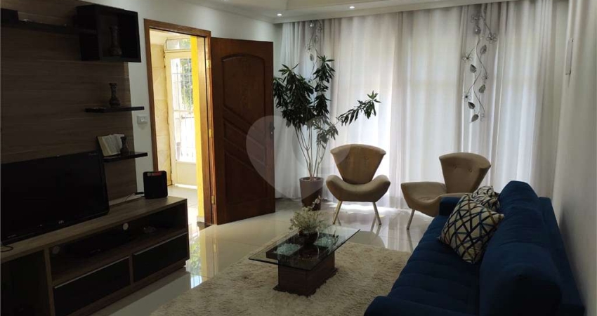 Casa com 2 quartos à venda na Praça Antônio Paganelli, 23, Jardim São João (Jaraguá), São Paulo