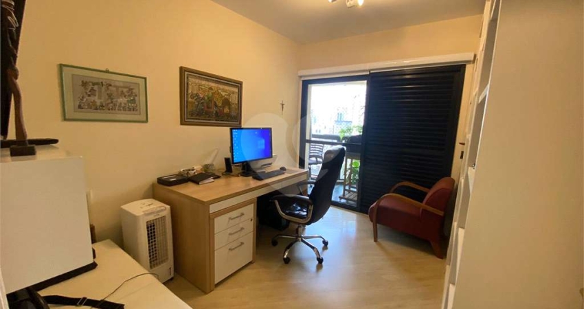 Apartamento com 3 quartos à venda na Rua Jacques Félix, 96, Vila Nova Conceição, São Paulo