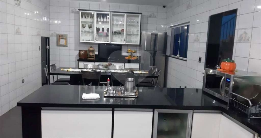 Casa com 6 quartos à venda na Estrada Velha Guarulhos-São Miguel, 2916, Jardim Santa Helena, Guarulhos