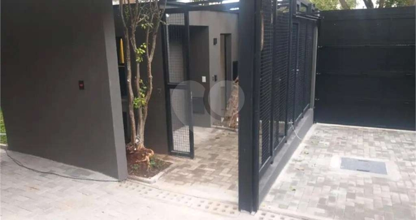Casa em condomínio fechado com 2 quartos à venda na Rua Conde de Irajá, 171, Vila Mariana, São Paulo