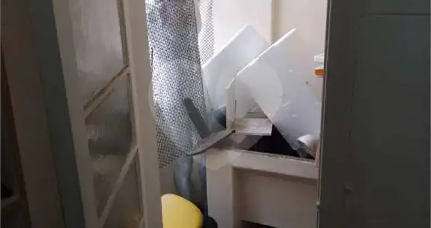 Apartamento com 1 quarto à venda na Avenida Senador Queirós, 456, Centro, São Paulo