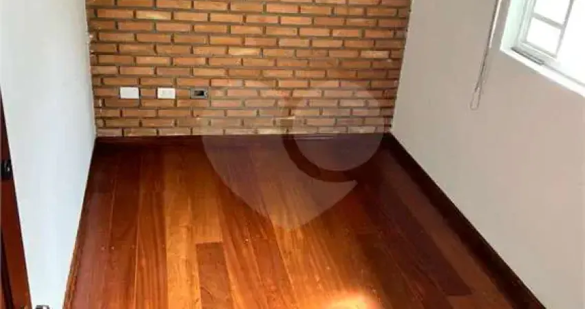 Casa com 4 quartos para alugar na Alameda dos Guaramomis, 968, Planalto Paulista, São Paulo