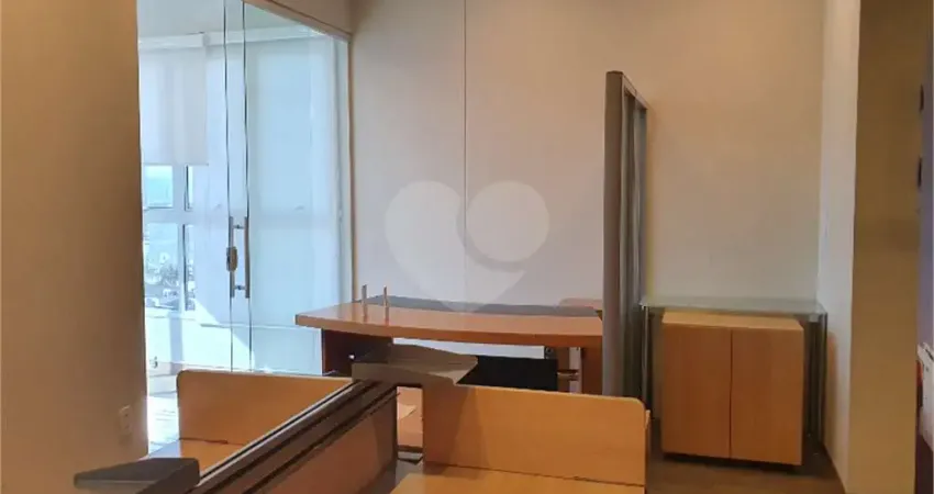 Sala comercial à venda na Avenida Sagitário, 138, Sítio Tamboré Alphaville, Barueri