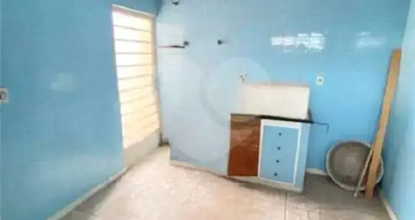 Casa com 3 quartos à venda na Rua Pedra Bela, 77, Vila Palmeiras, São Paulo