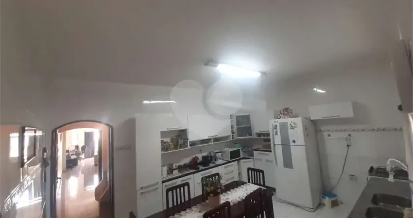 Casa com 3 quartos à venda na Avenida José Júlio, 151, Jaguaribe, Osasco