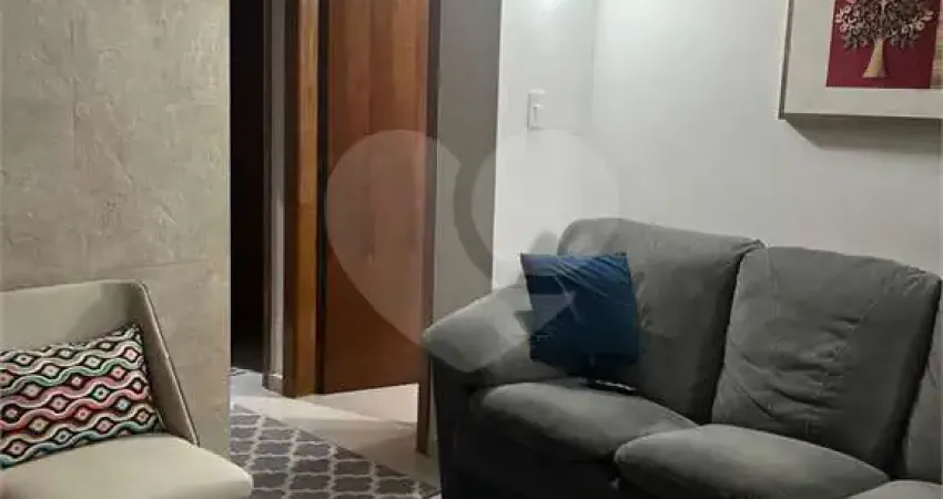 Casa com 2 quartos à venda na Rua Castro Menezes, 243, Jardim Colonial, São Paulo