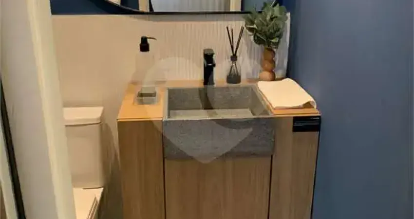 Kitnet / Stúdio à venda na Rua Cardeal Arcoverde, 3060, Pinheiros, São Paulo