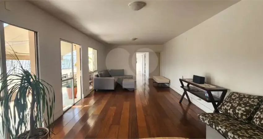 Apartamento com 4 quartos para alugar na Rua Balthazar da Veiga, 367, Vila Nova Conceição, São Paulo