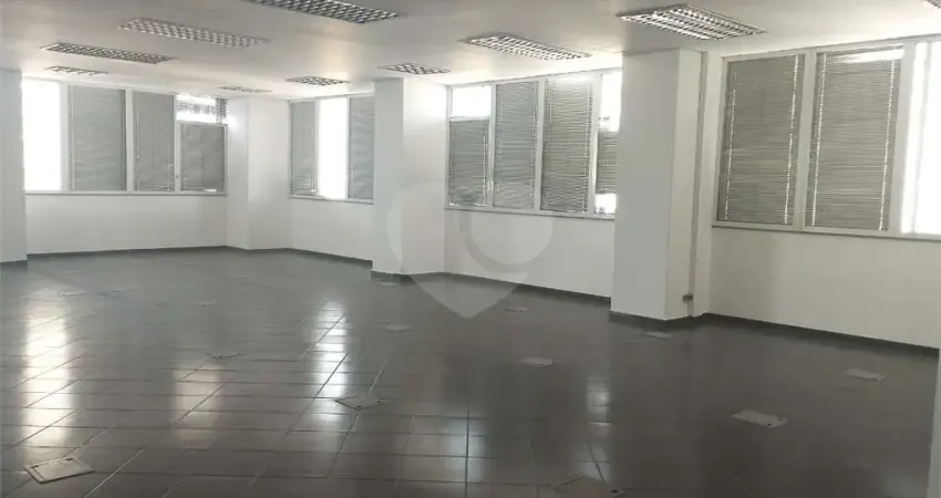 Sala comercial para alugar na Rua Líbero Badaró, 293, Centro, São Paulo