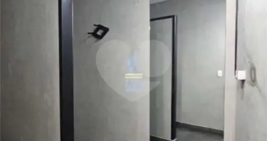 Prédio para alugar na Praça Ângelo Conti, 45, Vila Sabrina, São Paulo