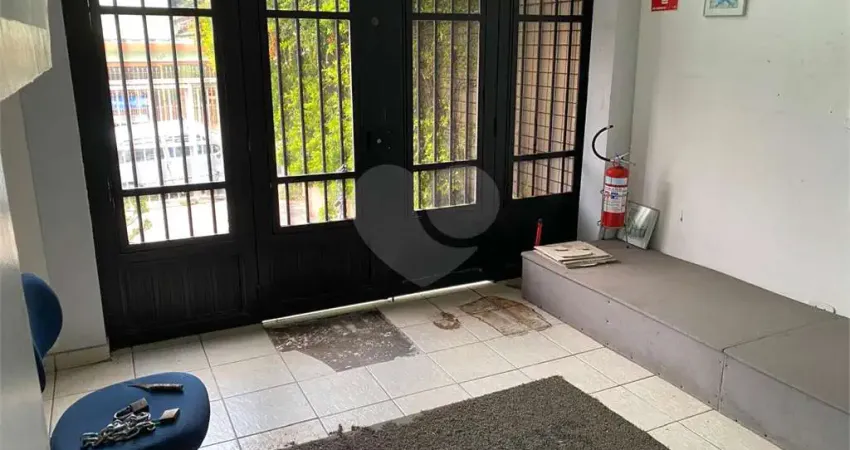Prédio à venda na Rua Guaratiba, 163, Socorro, São Paulo