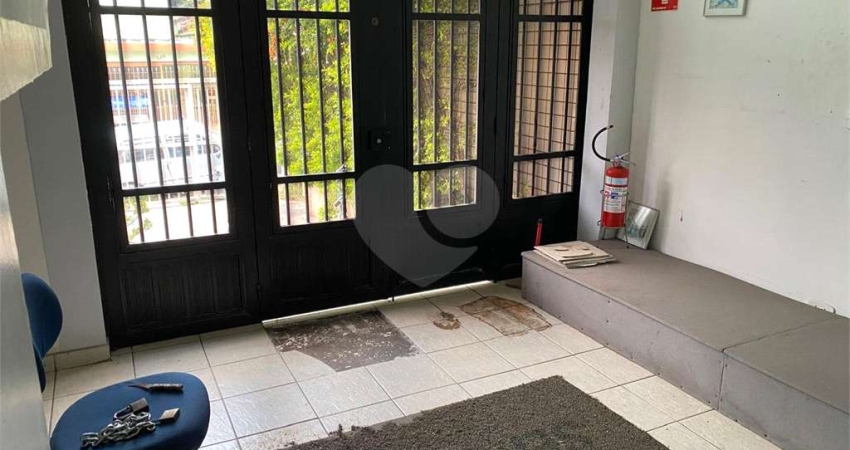 Prédio para alugar na Rua Guaratiba, 163, Socorro, São Paulo