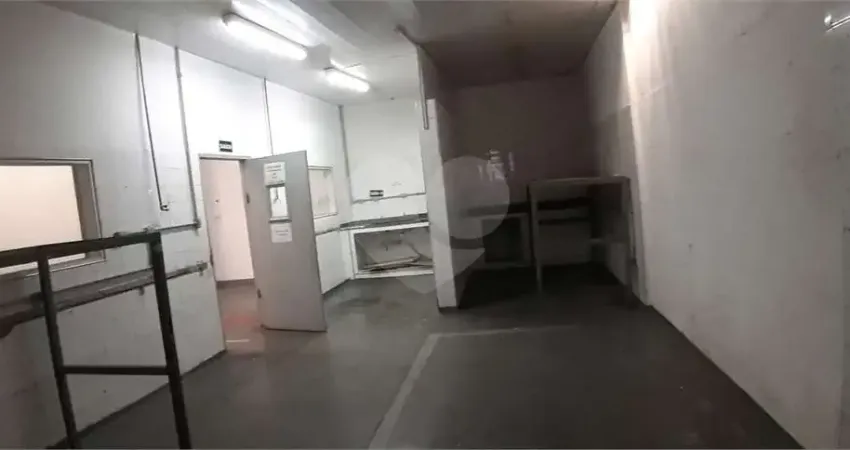 Barracão / Galpão / Depósito para alugar na Rua Antônio Marino, 16, Centro, Diadema