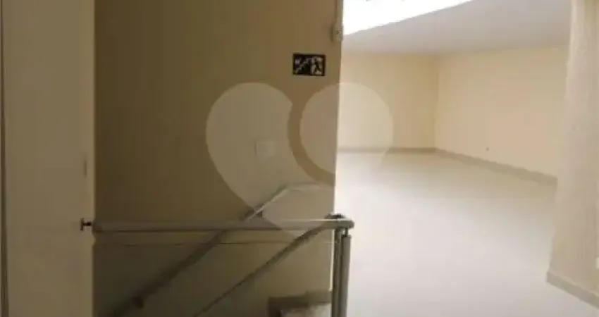 Barracão / Galpão / Depósito para alugar na Rua Pirambóia, 889, Jardim Stella, Santo André