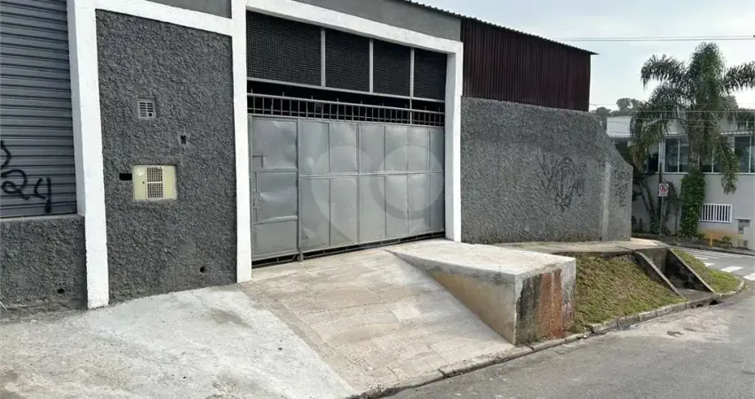 Barracão / Galpão / Depósito para alugar na Rua Professor Claudemir Gomes do Vale, 213, Batistini, São Bernardo do Campo