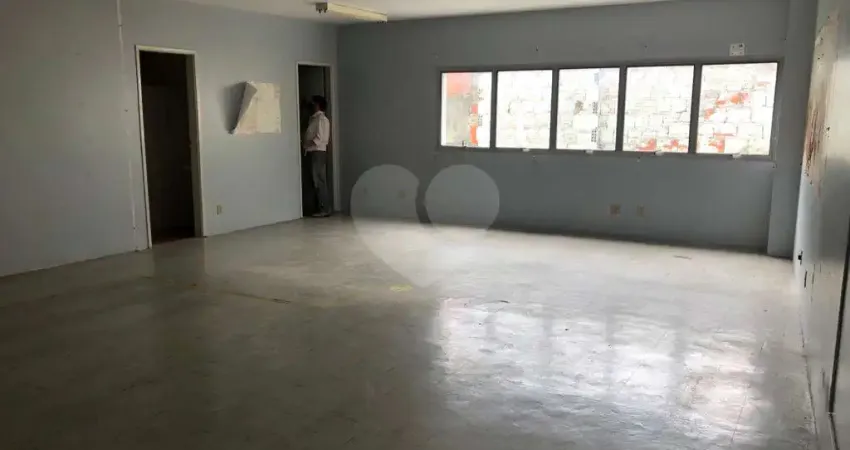 Apartamento para alugar na Avenida Industrial, 281, Jardim, Santo André
