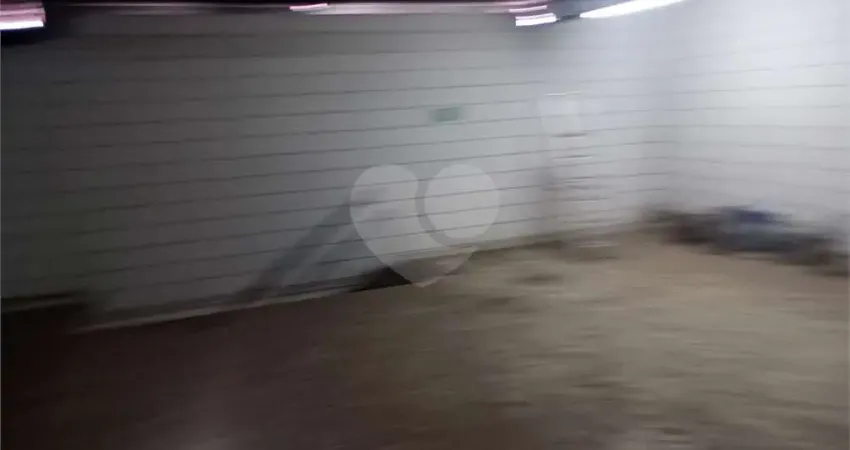 Barracão / Galpão / Depósito para alugar na Rua Barra Funda, 491, Barra Funda, São Paulo