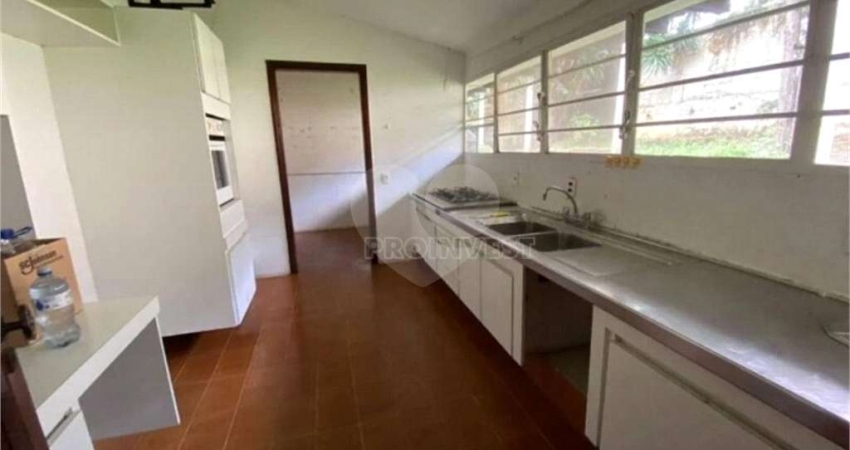Casa com 5 quartos à venda na Rua Santa Lúcia, 4238, Chácara Santa Lúcia dos Ypes, Carapicuíba