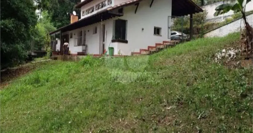 Casa com 5 quartos à venda na Rua Santa Lúcia, 4238, Chácara Santa Lúcia dos Ypes, Carapicuíba