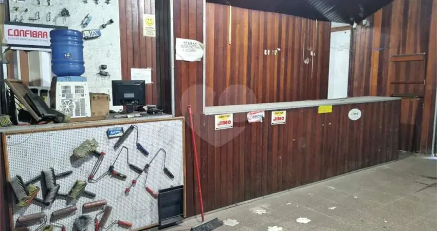 Prédio à venda na Avenida dos Latinos, 465, Jardim Santa Terezinha, São Paulo