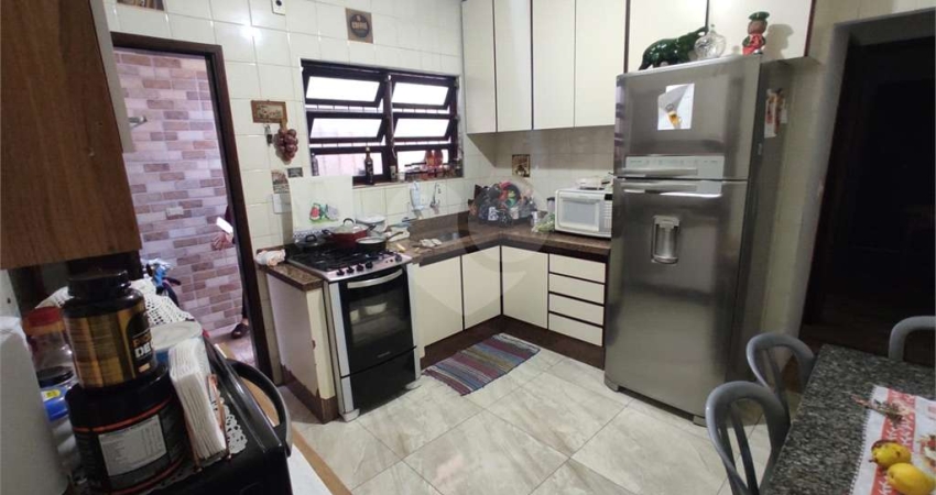 Casa com 3 quartos à venda na Rua Rio Negrinho, 597, Jardim Santa Cecília, Guarulhos
