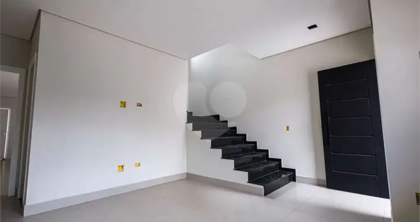 Casa com 3 quartos à venda na Rua Maria Tereza, 447, Jardim Santa Mena, Guarulhos