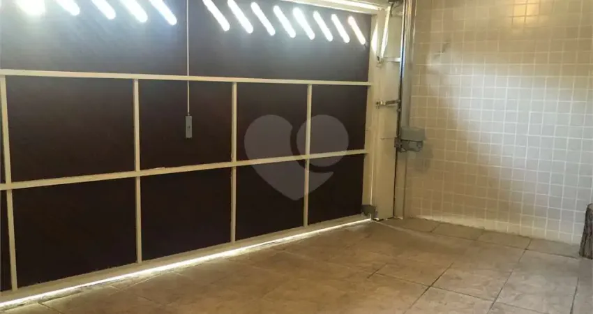 Casa com 3 quartos à venda na Rua Camatiá, 82, Vila Romana, São Paulo