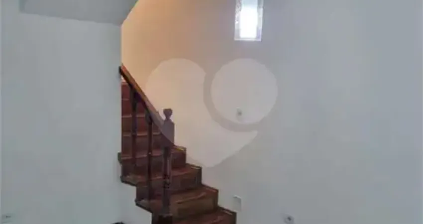 Casa com 3 quartos à venda na Rua Catuípe, 276, Cidade Brasil, Guarulhos