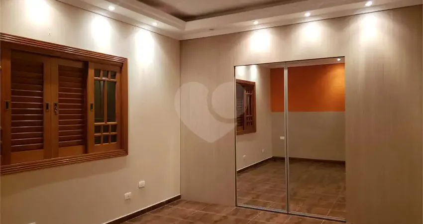 Casa com 2 quartos à venda na Rua Geraldo Higino de Carvalho, 226, Parque Flamengo, Guarulhos