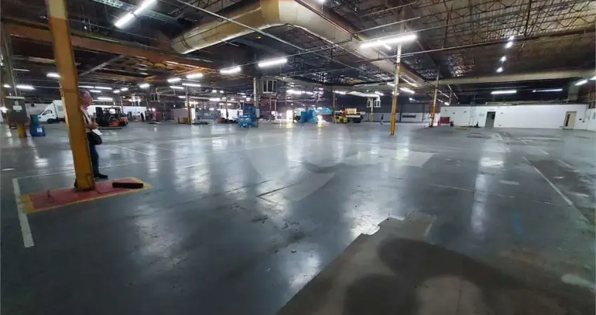 Barracão / Galpão / Depósito à venda na Estrada Municipal, 402, Jardim Santo Afonso, Guarulhos