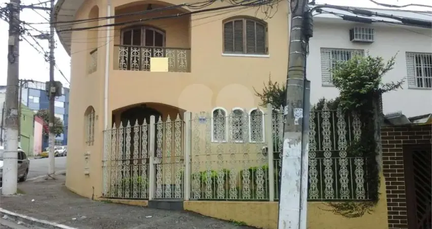 Casa para alugar na Rua dos Jatobás, 17, Vila Parque Jabaquara, São Paulo