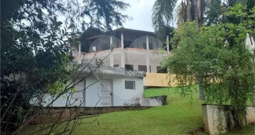 Casa com 5 quartos à venda na Avenida Angola, 21, Recanto Maravilha III, Santana de Parnaíba