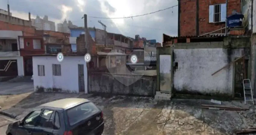 Terreno à venda na Rua Cuim, 443, Cidade Antônio Estevão de Carvalho, São Paulo