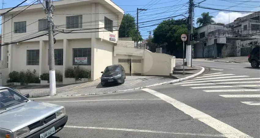 Prédio para alugar na Rua Salgado de Castro, 393, Centro, Diadema