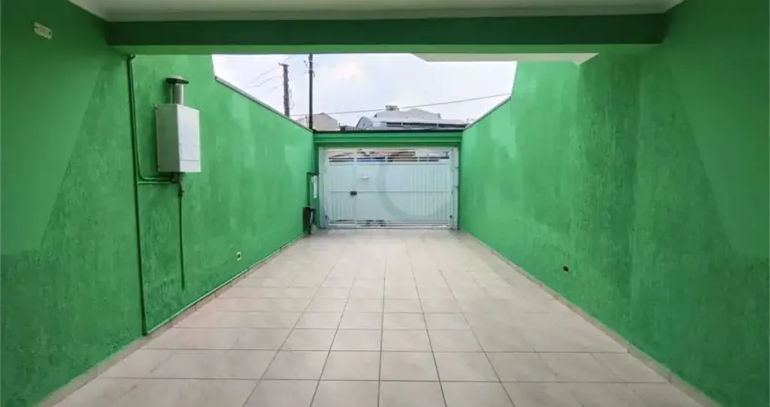 Casa com 3 quartos à venda na Rua Cartagena, 15, Vila Metalúrgica, Santo André