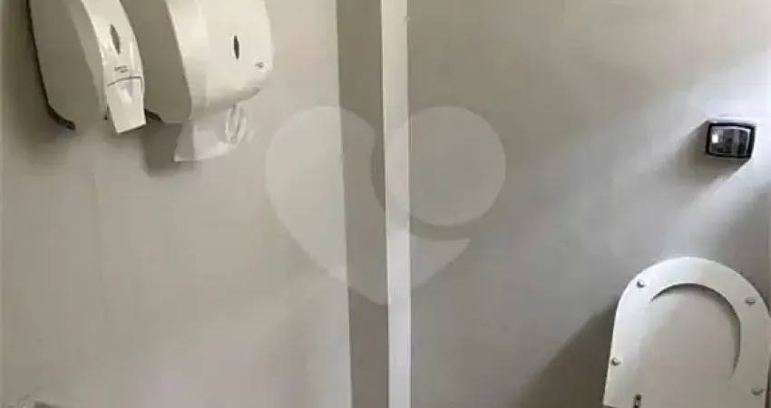 Sala comercial à venda na Rua Professor Artur Ramos, 241, Jardim Paulistano, São Paulo