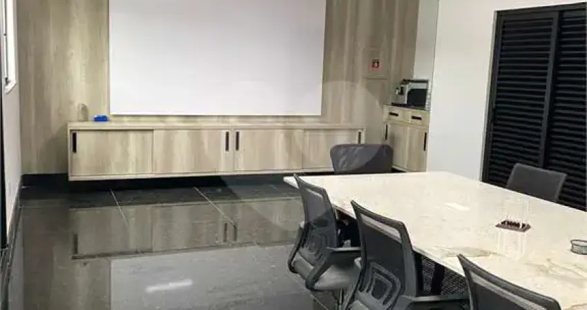 Barracão / Galpão / Depósito à venda na Avenida Ede, 775, Vila Ede, São Paulo