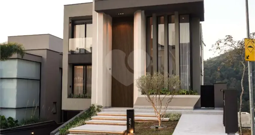 Casa em condomínio fechado com 4 quartos à venda na Alameda das Aroeiras, 101, Alphaville, Santana de Parnaíba