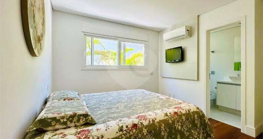 Casa em condomínio fechado com 4 quartos à venda na Alameda Berlim, 202, Alphaville Residencial Zero, Barueri