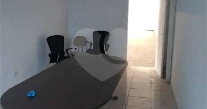 Prédio à venda na Avenida Brigadeiro Manoel Rodrigues Jordão, 300, Jardim Silveira, Barueri