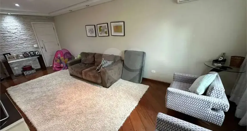 Casa com 3 quartos à venda na Rua Rogério Giorgi, 1786, Vila Carrão, São Paulo