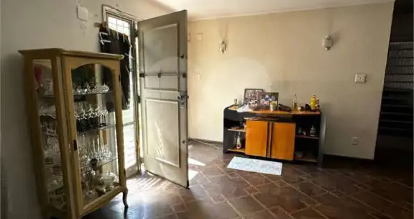 Casa com 3 quartos à venda na Rua Francisco de Brito, 100, Barro Branco (Zona Norte), São Paulo