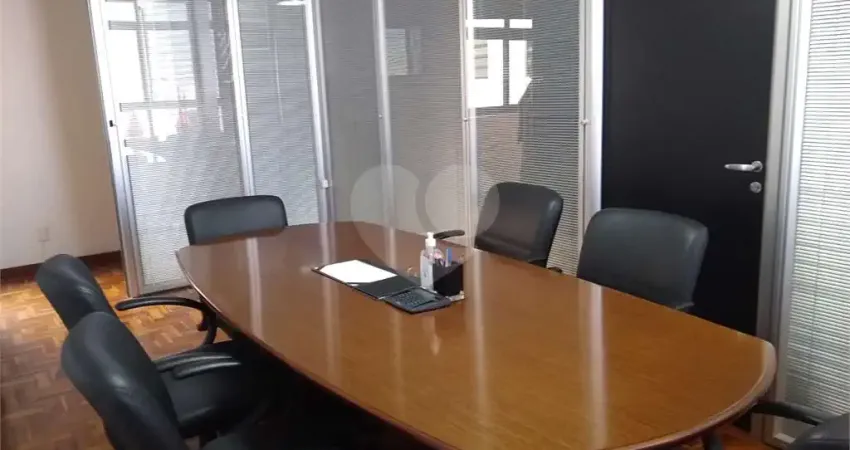 Sala comercial à venda na Praça Doutor João Mendes, 52, Centro, São Paulo