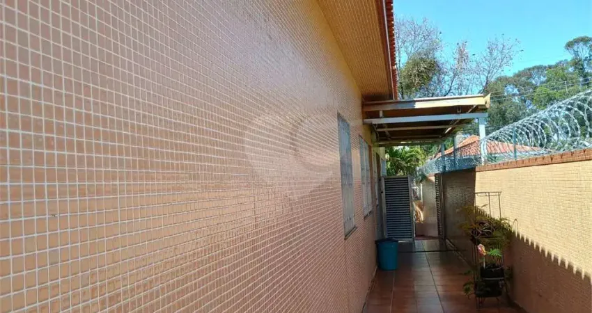 Casa com 3 quartos à venda na Rua Felício Tarabai, 167, Barro Branco (Zona Norte), São Paulo