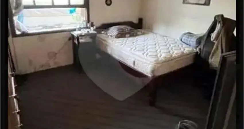 Casa com 3 quartos à venda na Rua Senador Tarcísio Miranda, 50, Planalto, São Bernardo do Campo