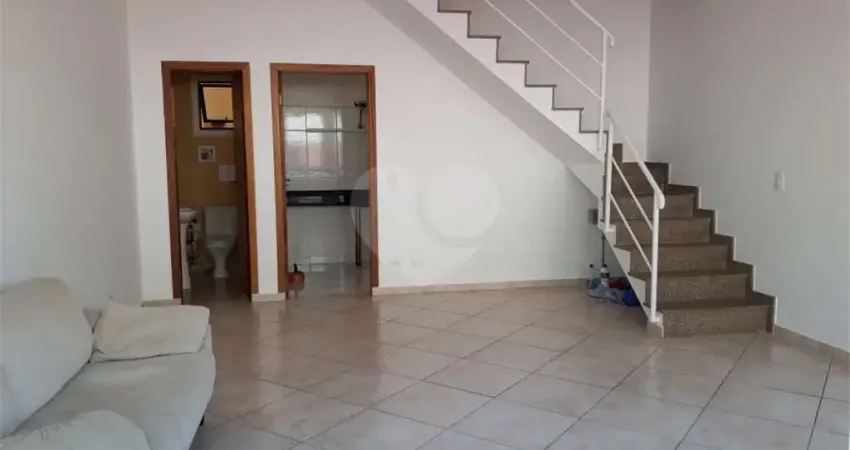 Casa em condomínio fechado com 3 quartos à venda na Rua Tucuri, 67, Bosque da Saúde, São Paulo