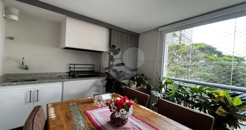 Apartamento com 3 quartos à venda na Rua Fábia, 800, Vila Romana, São Paulo