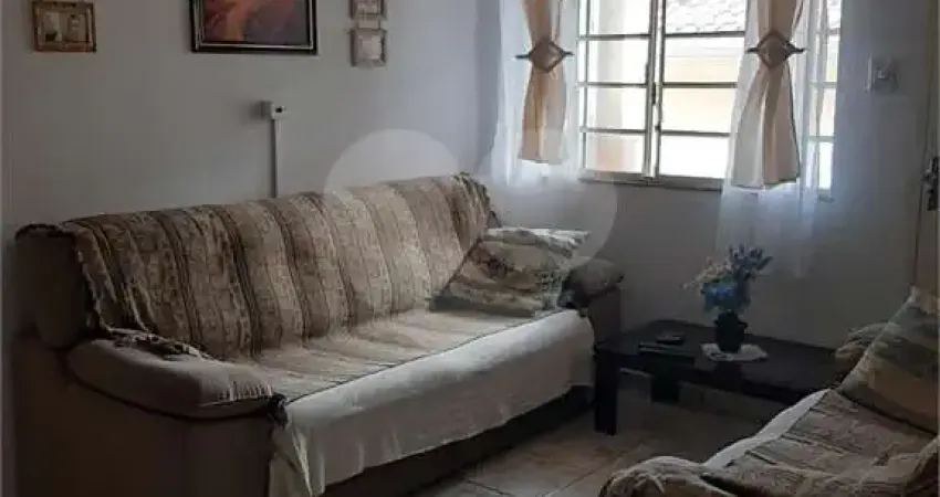 Casa com 4 quartos à venda na Rua Itaguacaba, 152, Vila Romero, São Paulo