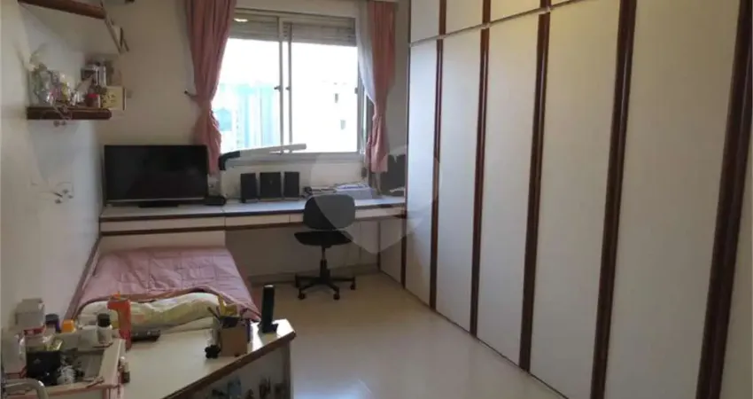 Apartamento com 3 quartos à venda na Rua Newton Prado, 223, Bom Retiro, São Paulo